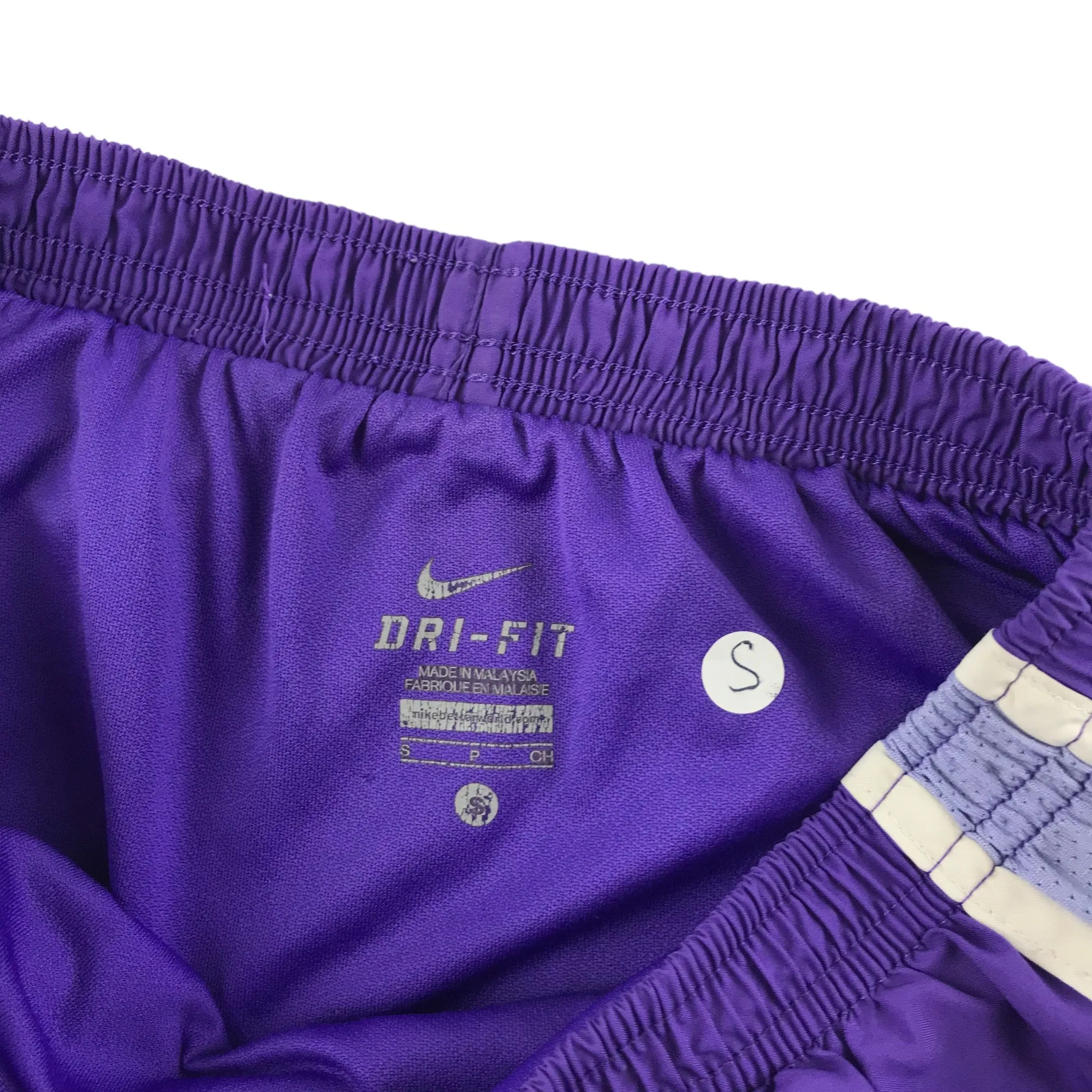 Nike Sport Shorts Adult Size Small Purple Dri-Fit