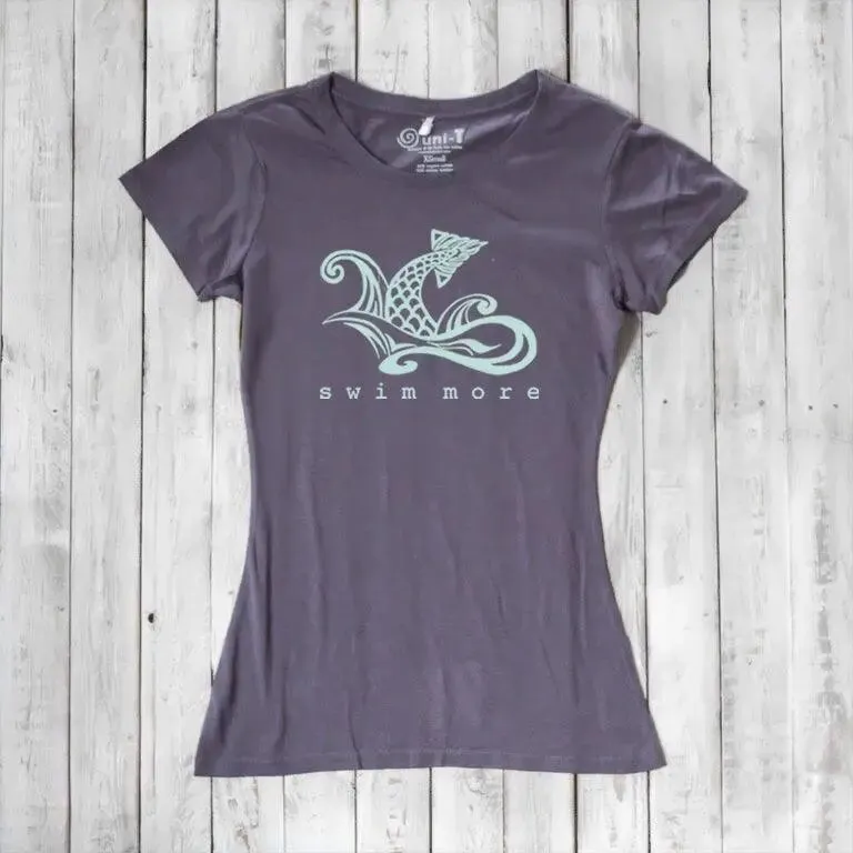 Women's Swim T-shirt - Comfortable and Stylish Beachwear